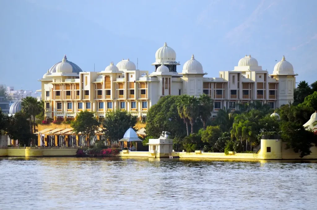 udaipur-ustravelintel